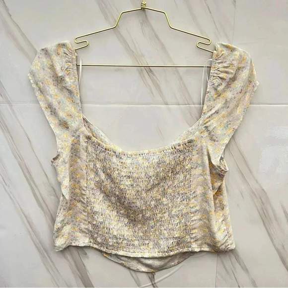 Elodie Floral Off Shoulder Top Size XL Cropped Back Smocked Blouse - Picture 2 of 8